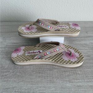 Skechers Cali 36732 Women’s Flip Flops Flower Design Size 8